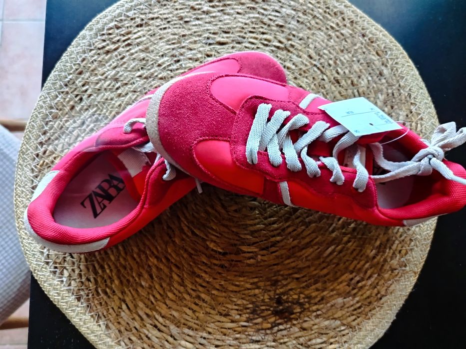 Adidași fetițe Zara