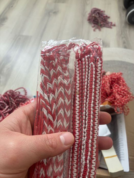 Евтини мартеници на едро