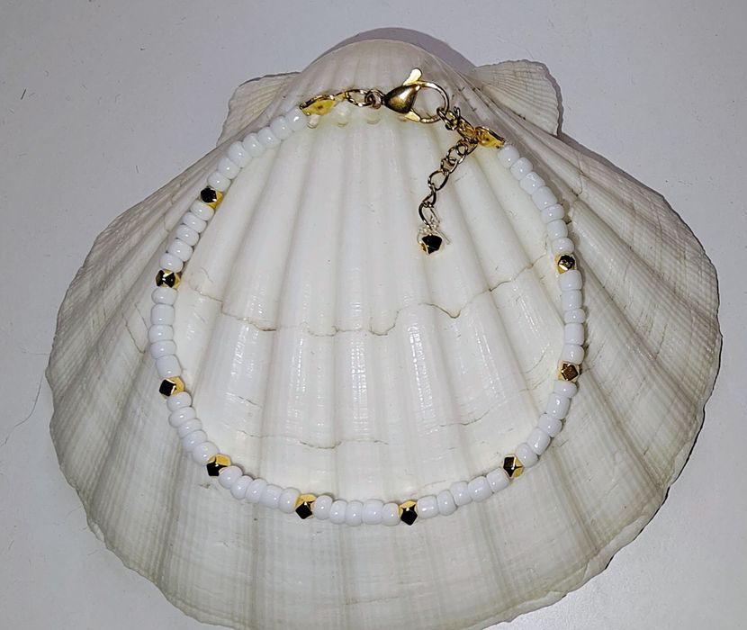 Гривни ръчна изработка