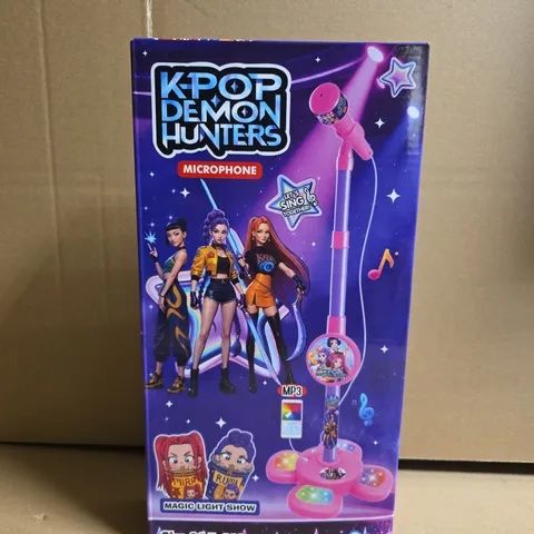 Голям Детски Микрофон Руми Кей Поп с Лед светлини, Ловци на Демони, Rumi K-Pop Demon Hunters Microphone с usb