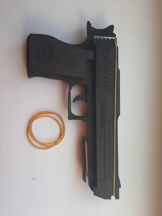 Пистолет резинкострел из дерева