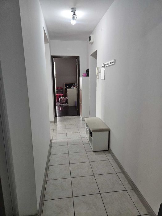 Apartament 2 camere decomandat, zonă centrală