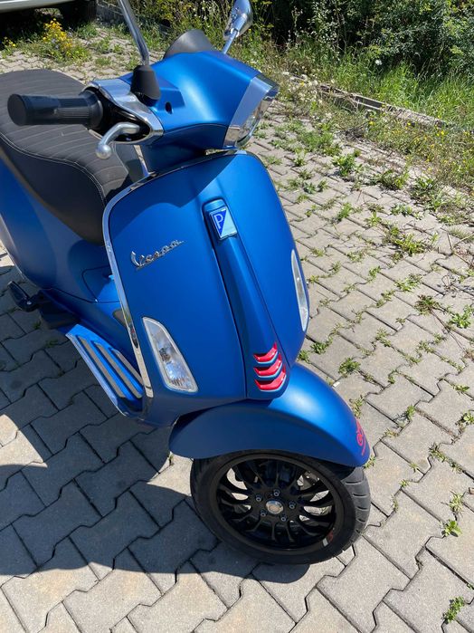 Vând Scuter Vespa Sprint 2019