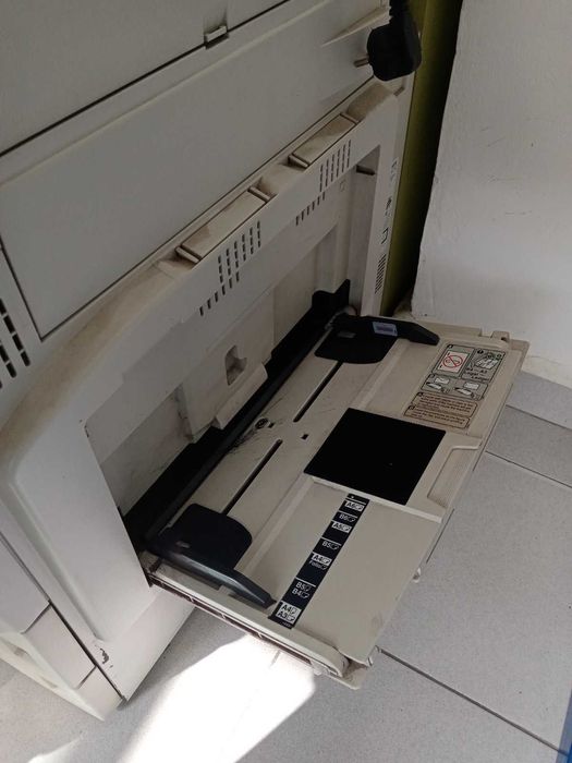 Принтер KYOCERA  FS-C8100DN