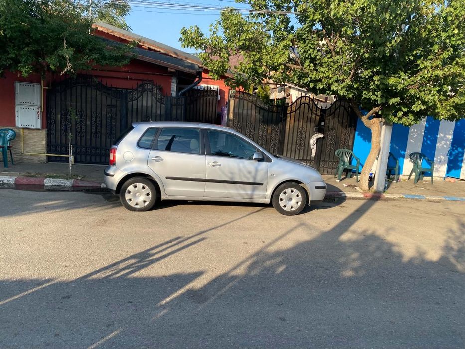 Vând polo  1.2 benzina