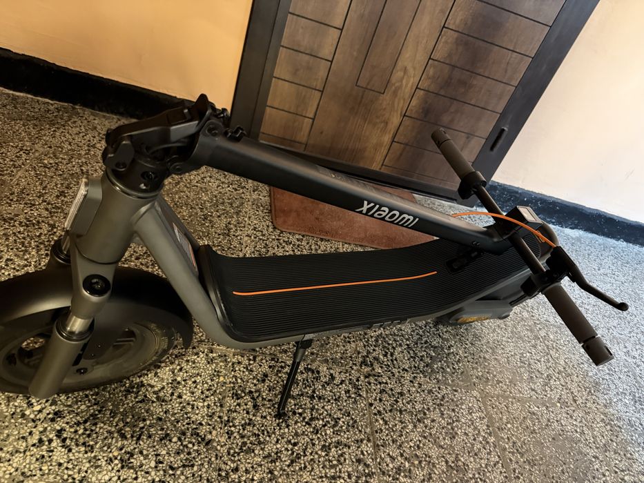 Ел. Тротинетка Xiaomi Electric Scooter 6 – отлично състояние