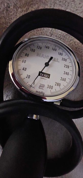 set stetoscop si aparat luat tensiunea