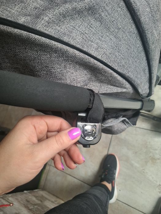 Детска  Количка +Дъждобран,Комарник,Поставка за Шише и Телефон