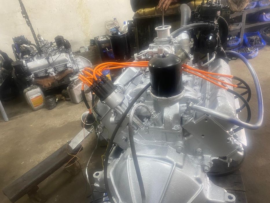 Продам Двигатель Зил 130