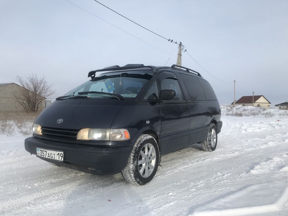 Тойота Превия ХТС