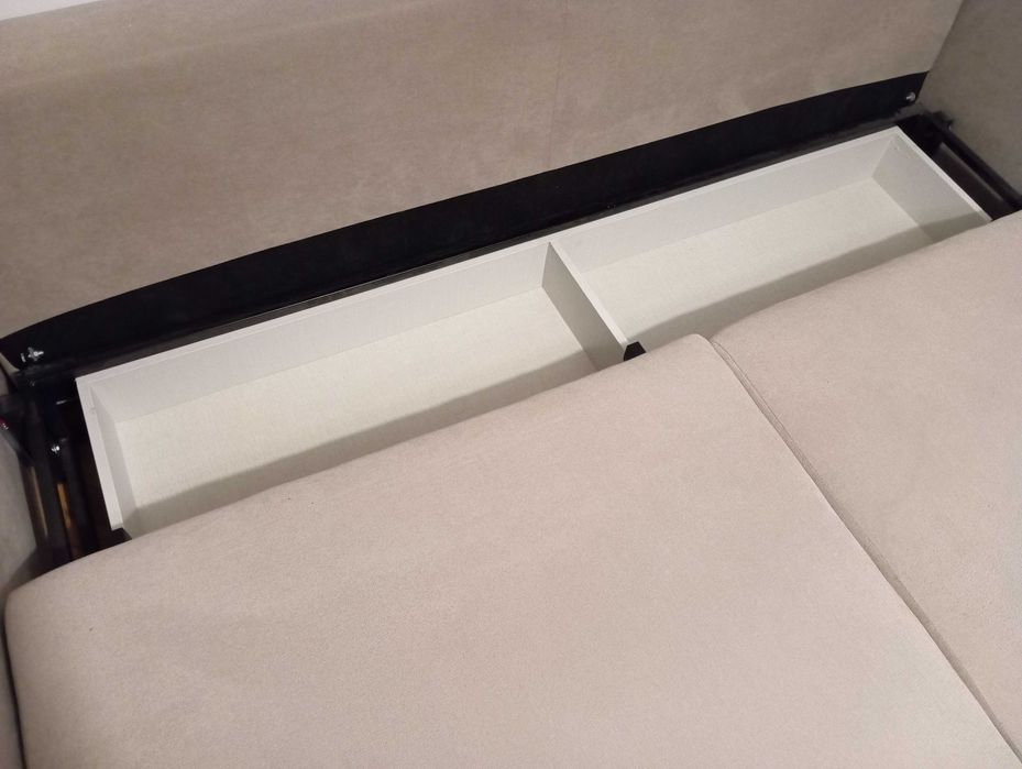 Разтегателен диван