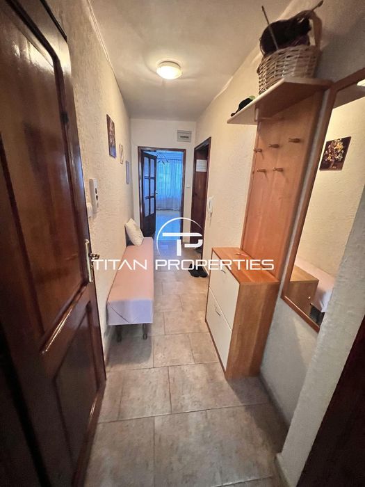 Дава се под наем Двустаен апартамент в Бургас, Лазур - 77 кв.м за 598.23 € - Снимка #3
