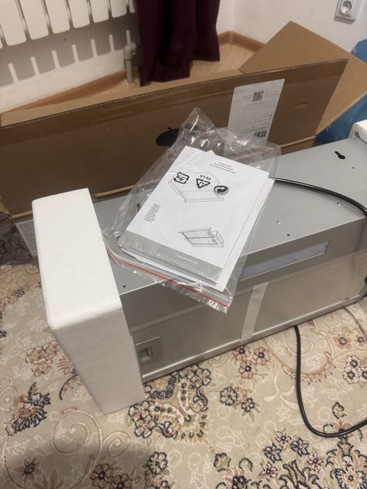 Вытяжка до кухни новая