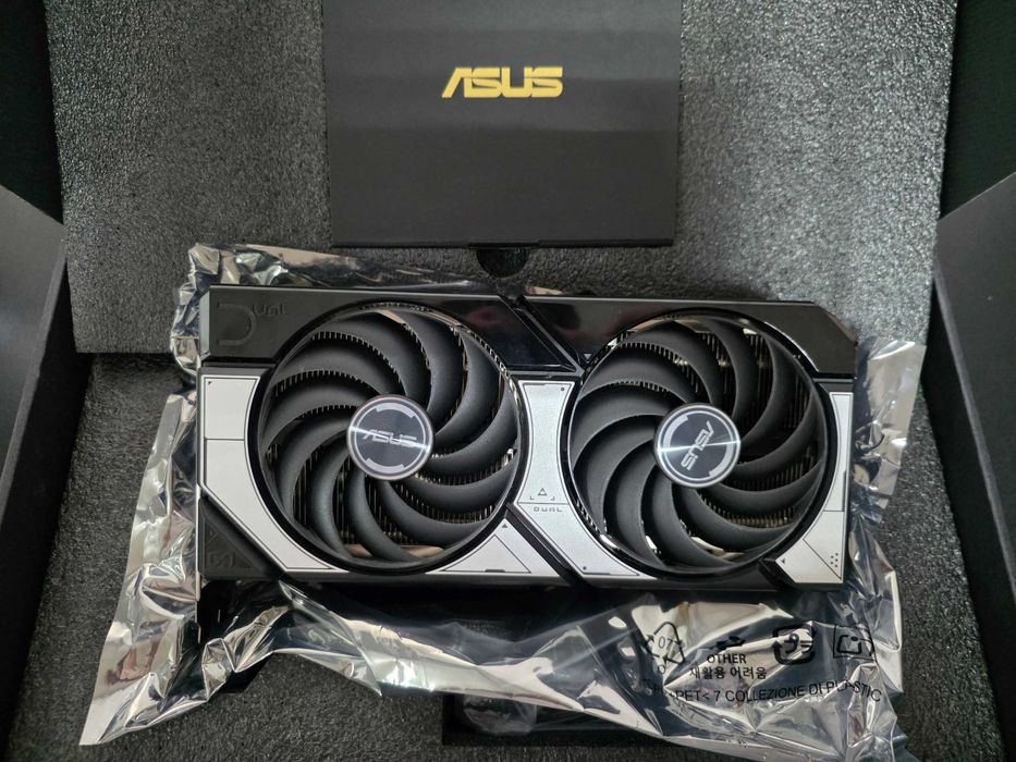 Видеокарта RTX 5070 Asus Dual
