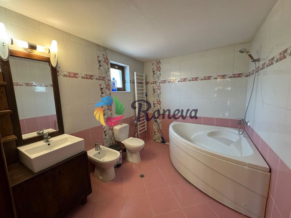 Къща в Варна, област-с.Кичево площ 240 цена 300000