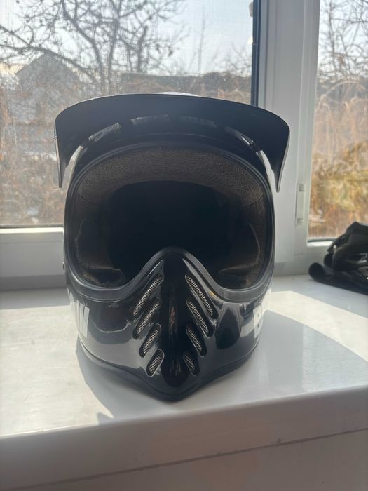 Мотоциклетный шлем. Bell Moto 3.