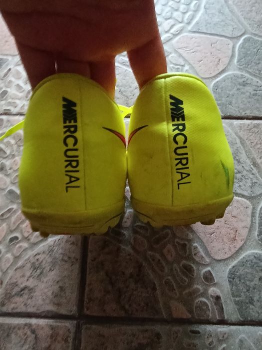 Nike Mercurial Victory 5