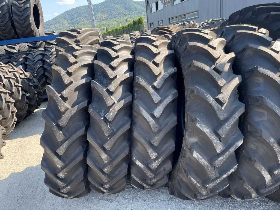 Cauciucuri noi marca BKT 14.00-38 cu 12 pliuri pentru tractor U650