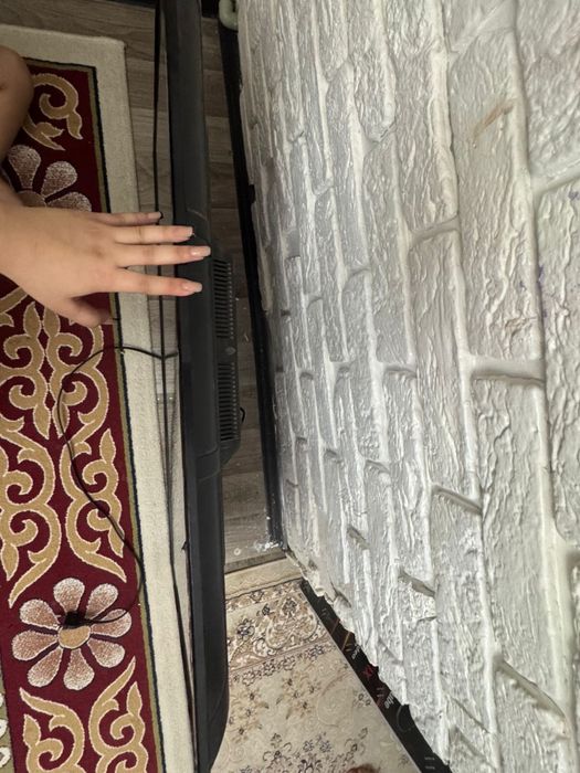 Телевизор Elenberg