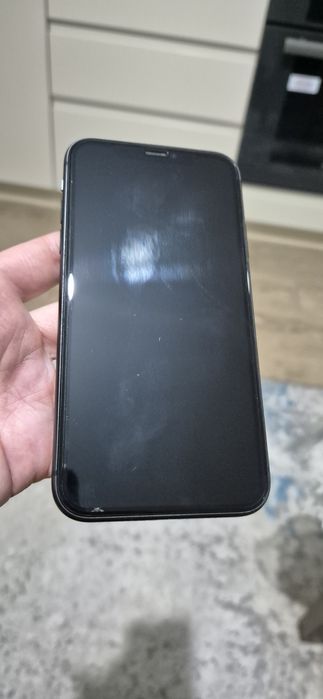 Продаём 2 шт айфона 11