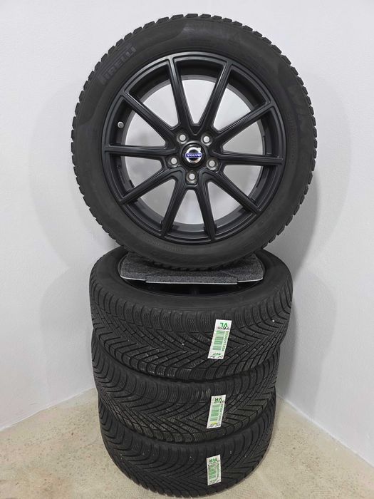 Jante 17 Ford Focus Kuga Puma Volvo V40 V60 215 50 17 Pirelli