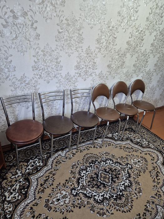 Продам качественные  стулья