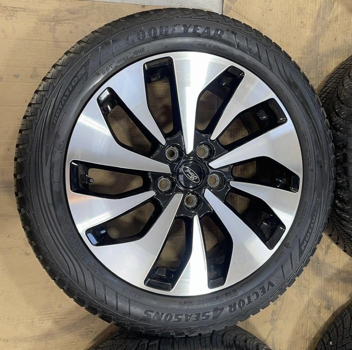 Jante Ford Focus 17 anvelope mixte 215/50R17
