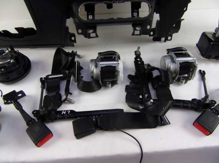 kit airbag  plansa bord Alfa Romeo Stelvio  diferite culori / cusaturi