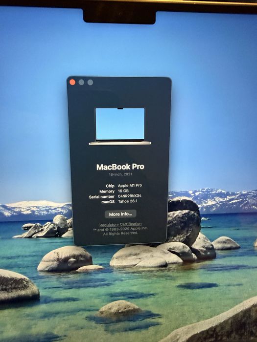 Apple MacBook Pro 16” M1