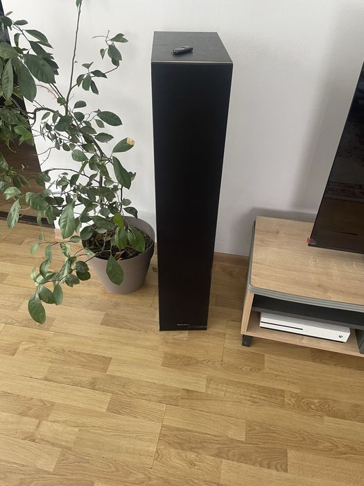 Boxe Bowers & Wilkins 683 S2