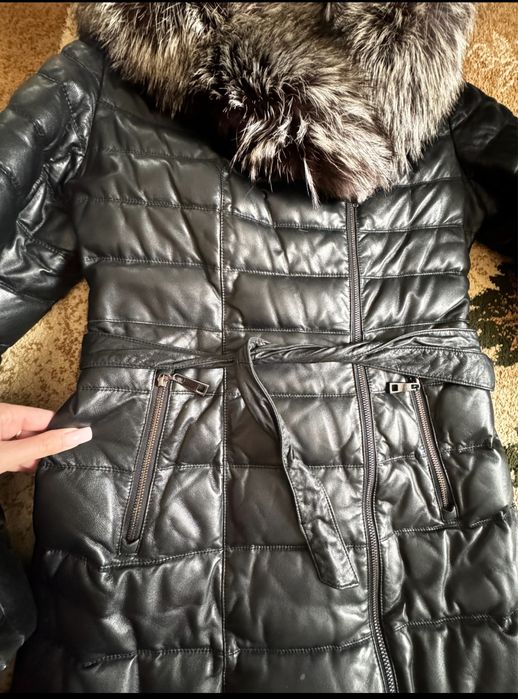 Продам женский пуховик