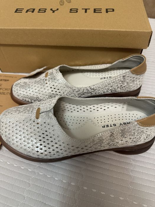 Кросовки женские, летние