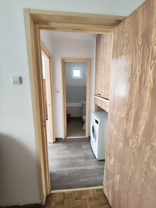 Vand apartament zona Cedonia