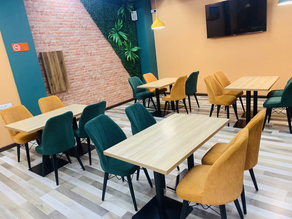 диван. диван в кафе. диваны