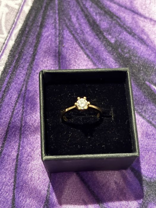 Inel aur 14 k cu zirconiu