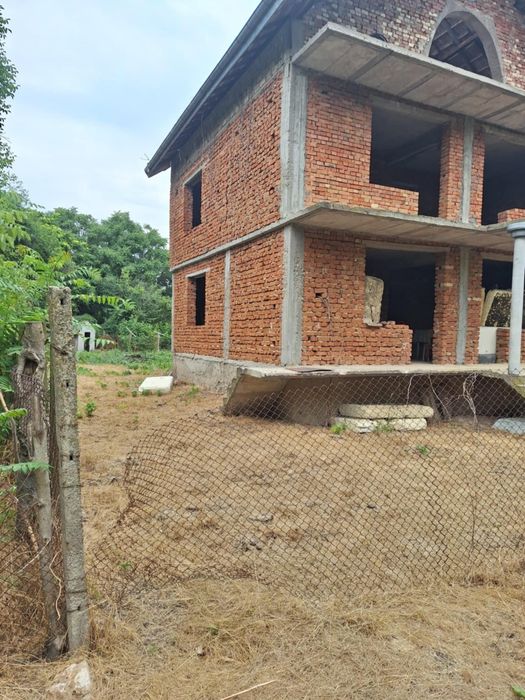 Къща в с. Червена вода