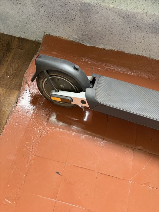 Электросамокат в хорошем состоянии!