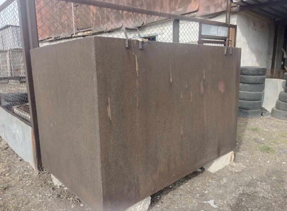 Продам железный бак
