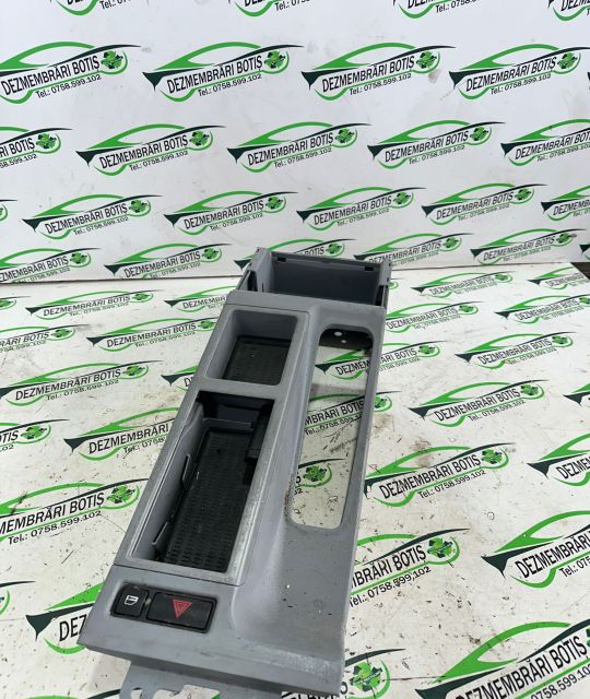 Consola centrala BMW Seria 3 E46