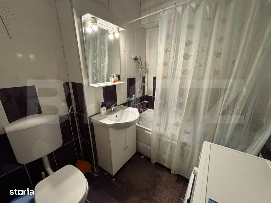 Apartament 4 camere, 105 mp, parcare, zona A.I Cuza