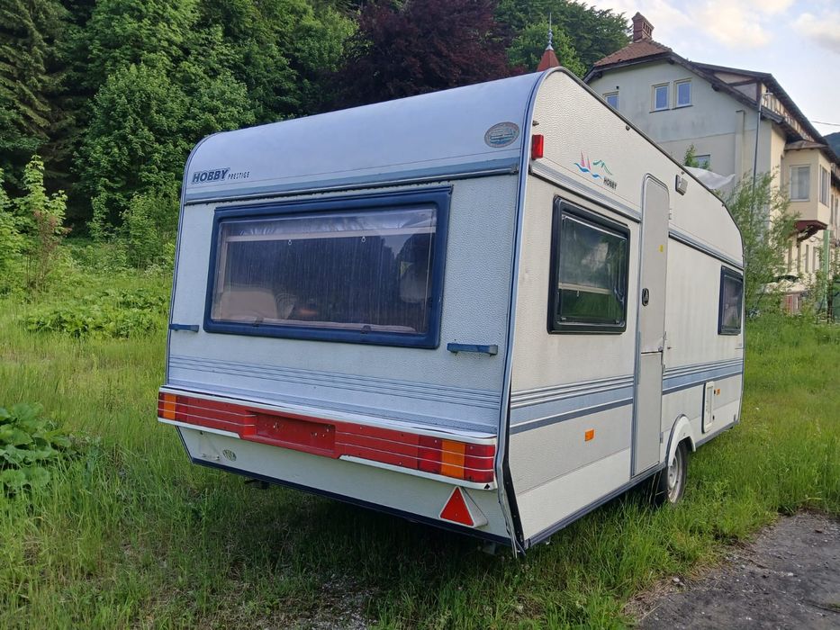 Vând rulotă hobby doua compartimente 4locuri 1996