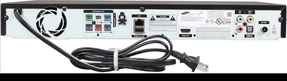 Система за домашно кино Samsung HT-E4500 5.1Ch 3D Blu-ray WiFi,1000W Theater System
