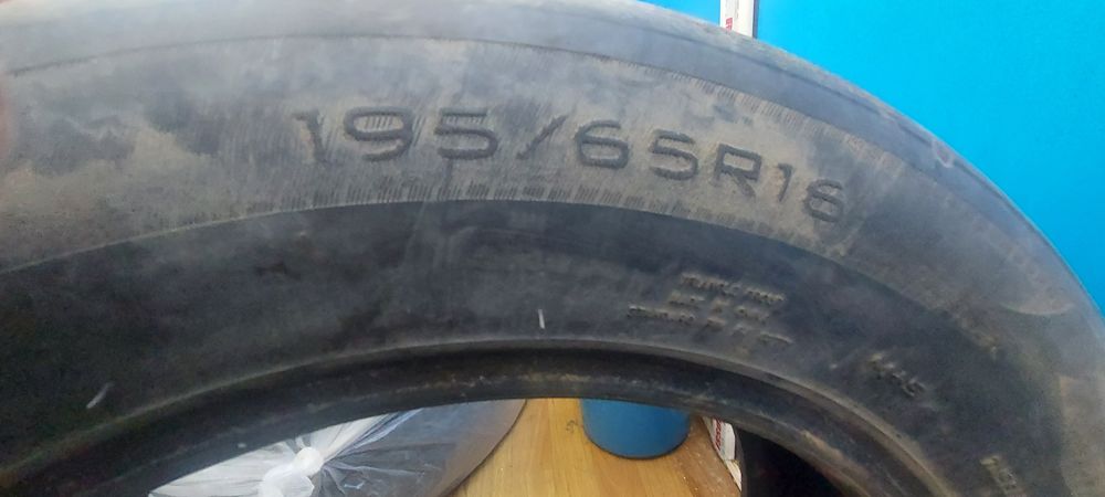 Шина 195/65/16 на запаску