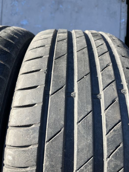 2 бр. летни гуми 245/45/19 Kumho 5,5 mm DOT 5116