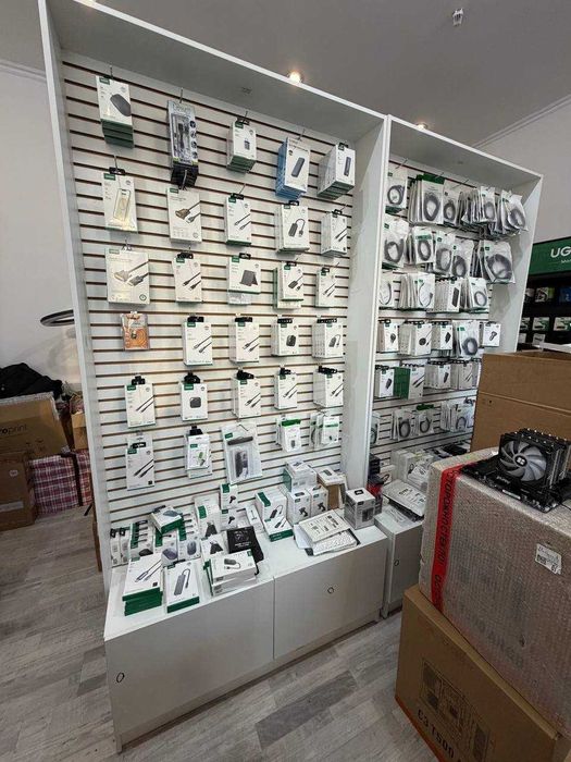 Шкаф с витриной из эконом панели