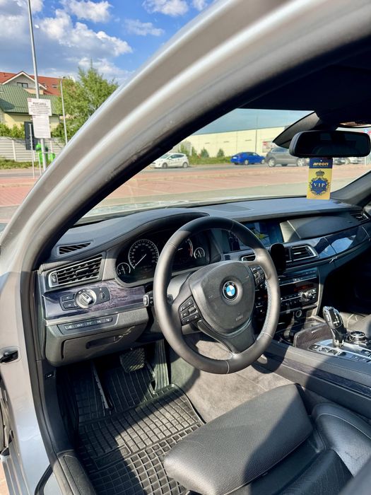 Vand BMW F01 / 3.0 diesel 245 de cai ! Proprietar de 6 ani !