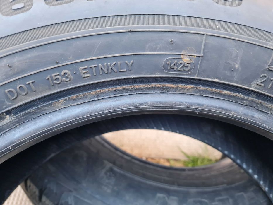 Летни гуми 215 65 16c