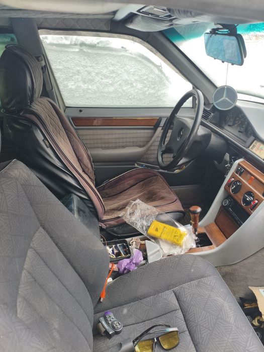 Запчасти Мерседес 124