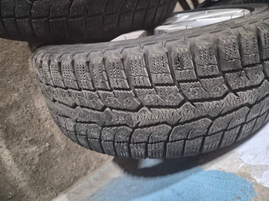 Toyo 205/50/17 на дисках