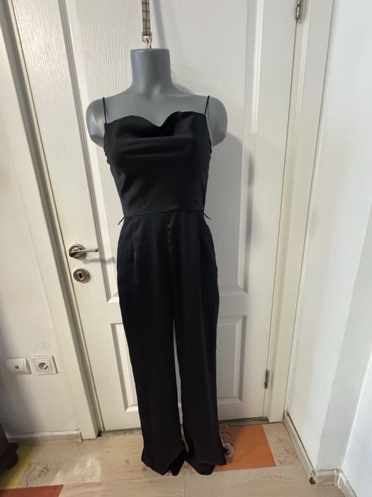 Костюм Zara с камъни